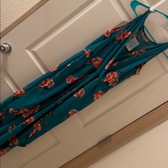 Romper - Picture 1 of 3